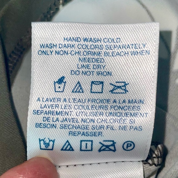 🌱 Land’s End Long Sleeve Rash Guard 🌱 - Picture 3 of 6